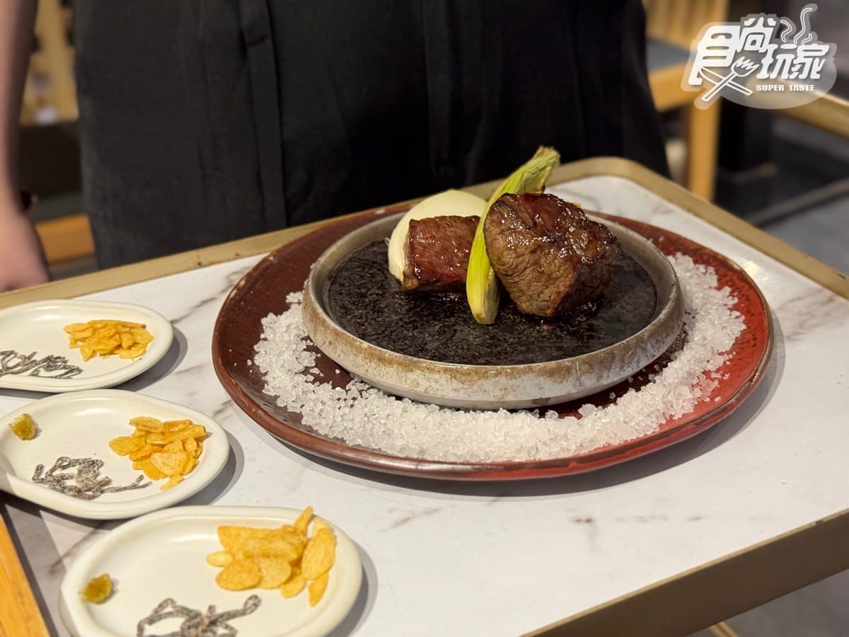 免費送金黃軟殼蟹!高CP值「日料無菜單」爽嗑火焰牛排、海陸鍋,釜飯吃到飽 免費送金黃軟殼蟹!高CP值「日料無菜單」爽嗑火焰牛排、海陸鍋,釜飯吃到飽