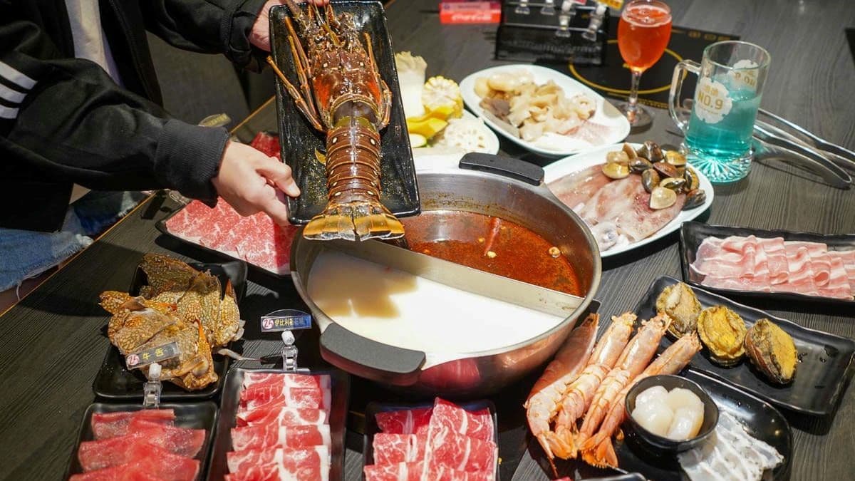 魔椒頂級鴛鴦鍋 中壢直營店