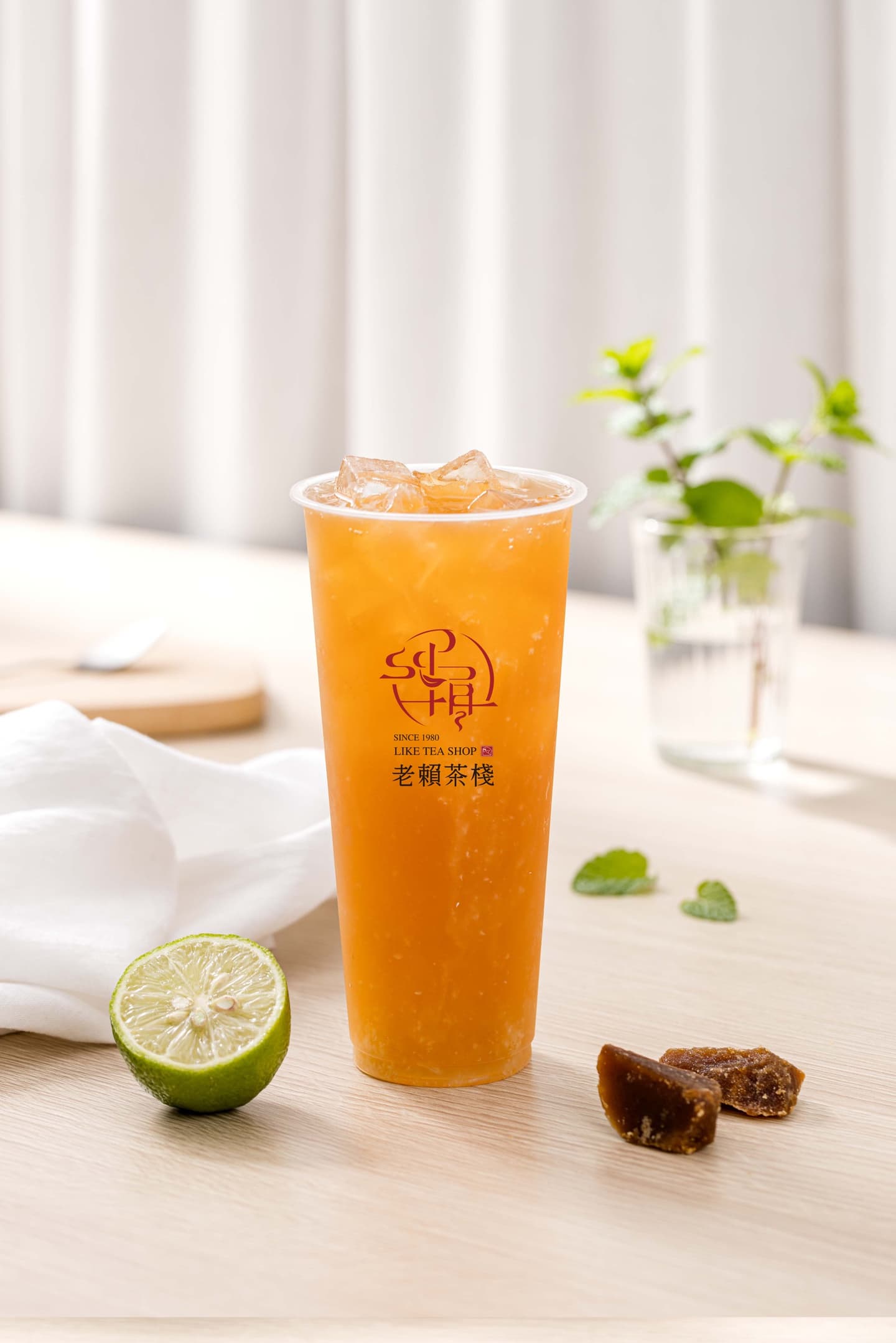 「張員瑛同款」+1!AAA狂喝老賴茶棧「2杯冬瓜飲」,全糖多冰掀討論 「張員瑛同款」+1!AAA狂喝老賴茶棧「2杯冬瓜飲」,全糖多冰掀討論