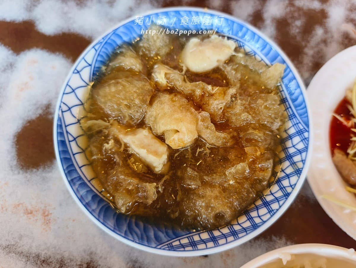 雲林北港特有小吃!廟口美食「假魚肚羹」飄香超過40年,親民銅板價CP值高 雲林北港特有小吃!廟口美食「假魚肚羹」飄香超過40年,親民銅板價CP值高