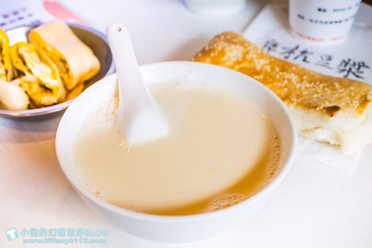 別傻傻排隊!阜杭豆漿同時段「竟差40分鐘」?實測揭密:選這天去幾乎不用等 別傻傻排隊!阜杭豆漿同時段「竟差40分鐘」?實測揭密:選這天去幾乎不用等