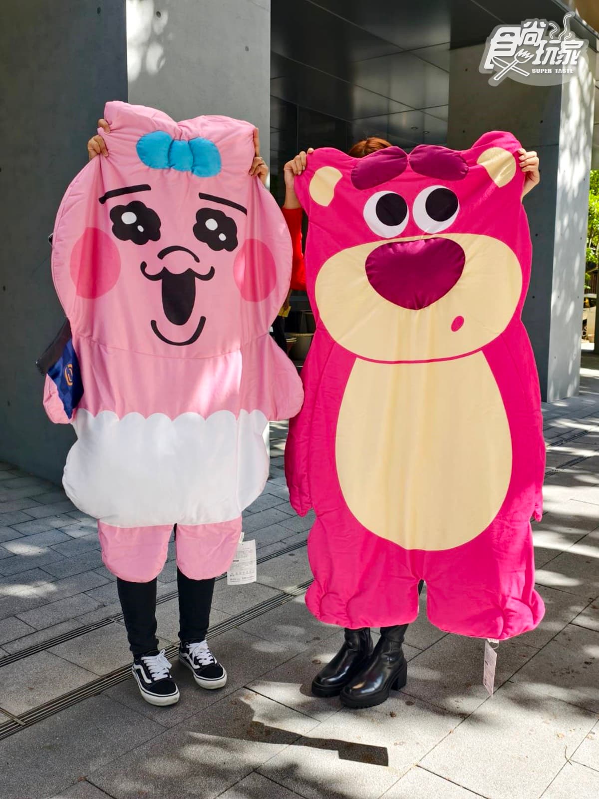 「2026全家新春福袋」42款開箱!布丁狗、Care Bears、放克牙寶,開賣日、價格 「2026全家新春福袋」42款開箱!布丁狗、Care Bears、放克牙寶,開賣日、價格