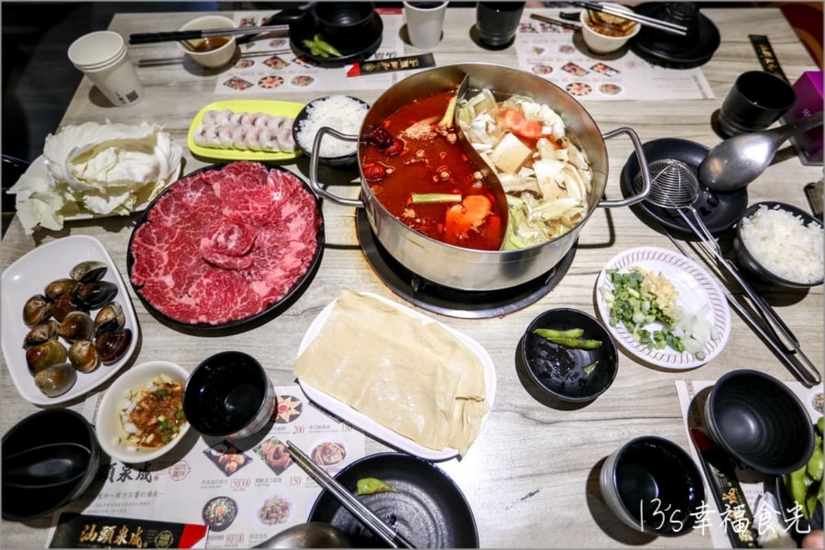 誰才是高屏汕頭火鍋霸主?五迷必吃、夜市傳奇,8間半世紀老店你吃過幾家 誰才是高屏汕頭火鍋霸主?五迷必吃、夜市傳奇,8間半世紀老店你吃過幾家