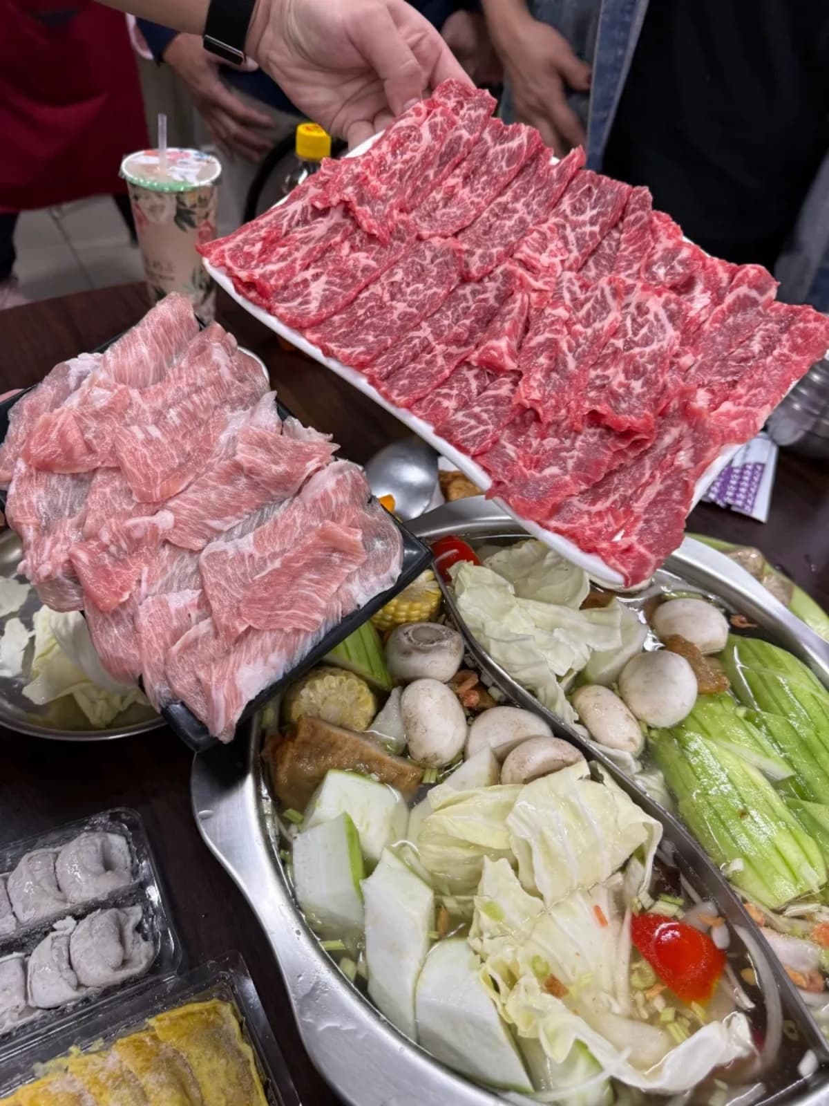 誰才是高屏汕頭火鍋霸主?五迷必吃、夜市傳奇,8間半世紀老店你吃過幾家 誰才是高屏汕頭火鍋霸主?五迷必吃、夜市傳奇,8間半世紀老店你吃過幾家
