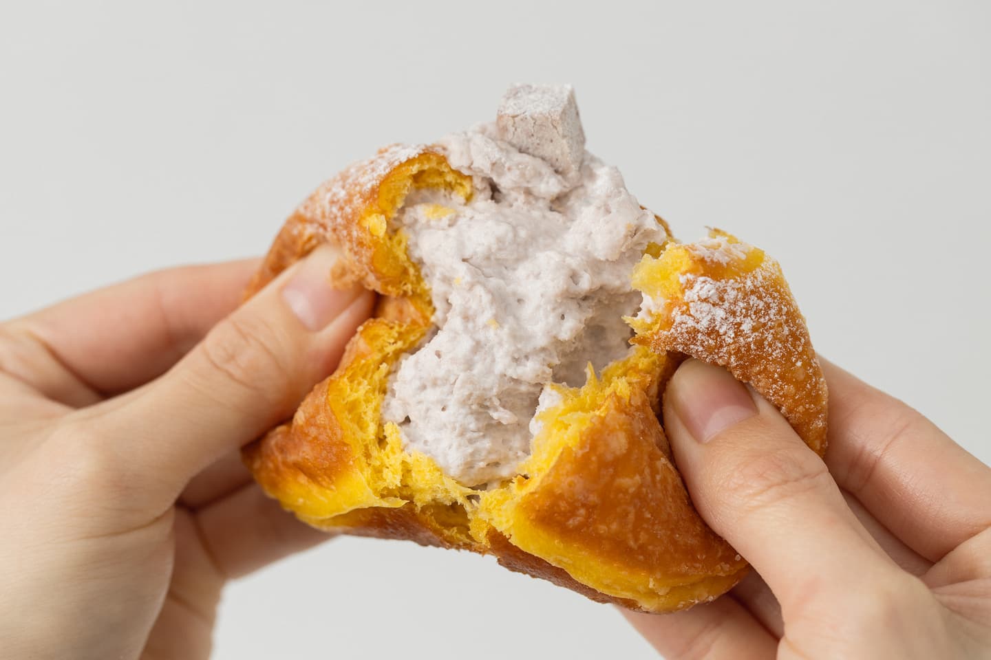日本鳥取排隊生甜甜圈登台!「Truffle Donut」海外首店在高雄,5大必買口味、展店計畫 日本鳥取排隊生甜甜圈登台!「Truffle Donut」海外首店在高雄,5大必買口味、展店計畫