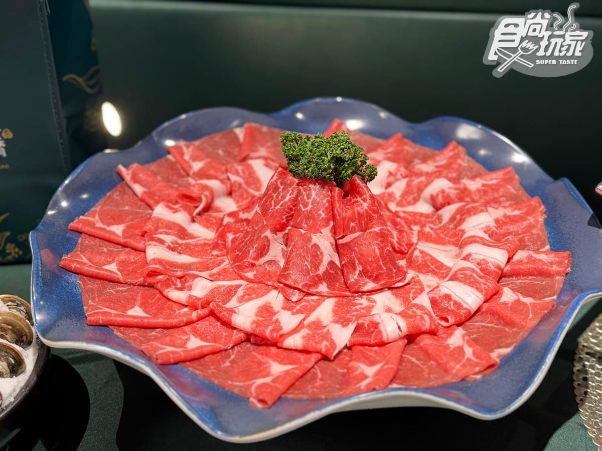 「青花驕」首度插旗信義!免費送椒麻雞、排骨酥,老饕必嗑威士忌冰淇淋 「青花驕」首度插旗信義!免費送椒麻雞、排骨酥,老饕必嗑威士忌冰淇淋