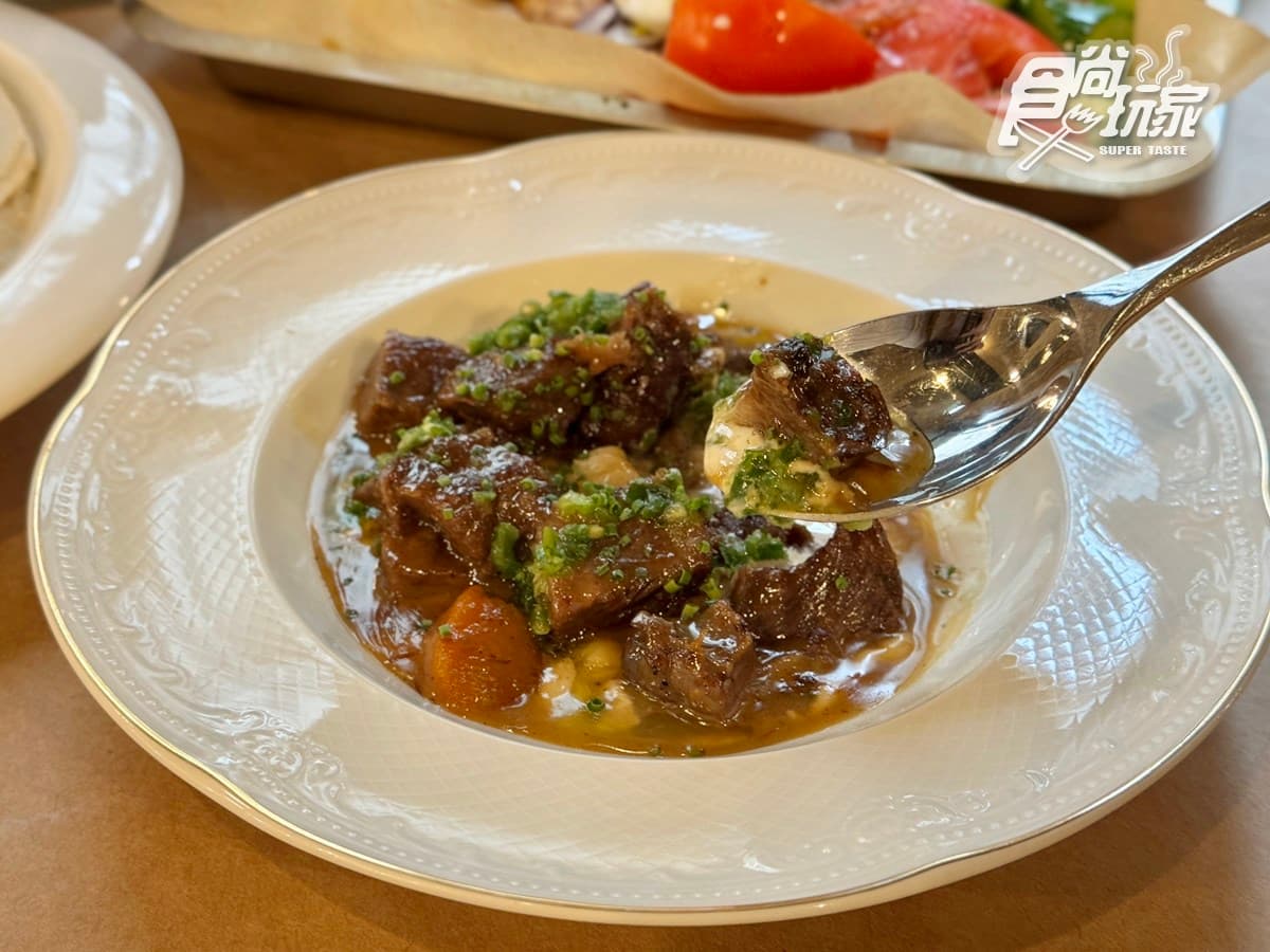 亞洲第2間「地中海料理」藏身台北!350元起吃道地皮塔,老饕必點紅玉雞肝 亞洲第2間「地中海料理」藏身台北!350元起吃道地皮塔,老饕必點紅玉雞肝