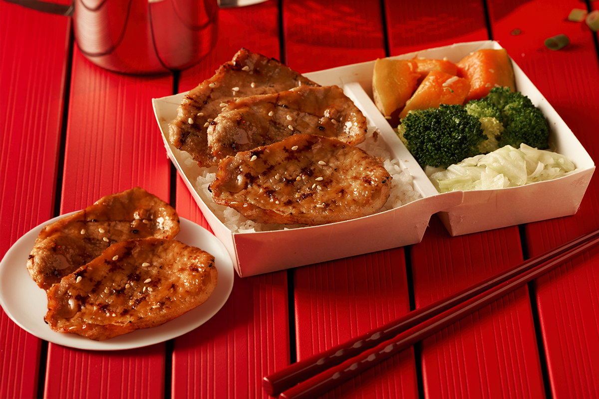 「成大器烤肉飯」招牌烤肉片免費送
