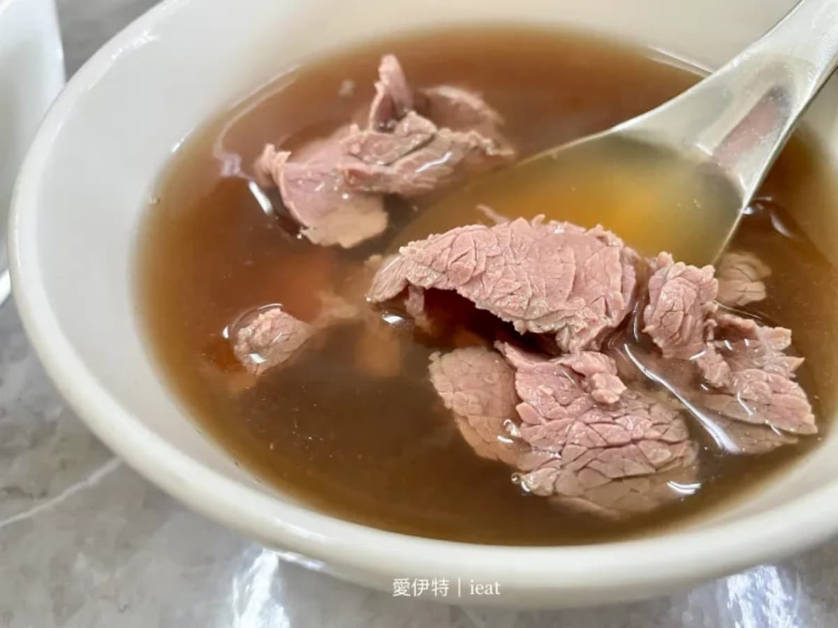 善化牛肉湯霸主是誰?5間現切溫體牛PK,加碼鑊氣炒飯、在地銅板美食 善化牛肉湯霸主是誰?5間現切溫體牛PK,加碼鑊氣炒飯、在地銅板美食