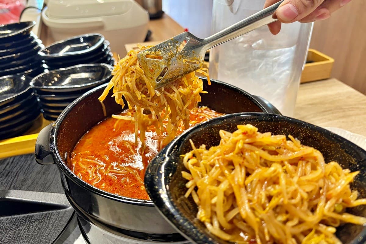 190元起吃到飽!高CP值「日式拉麵」自助吧小菜、甜點無限續,加碼送炸蝦 190元起吃到飽!高CP值「日式拉麵」自助吧小菜、甜點無限續,加碼送炸蝦