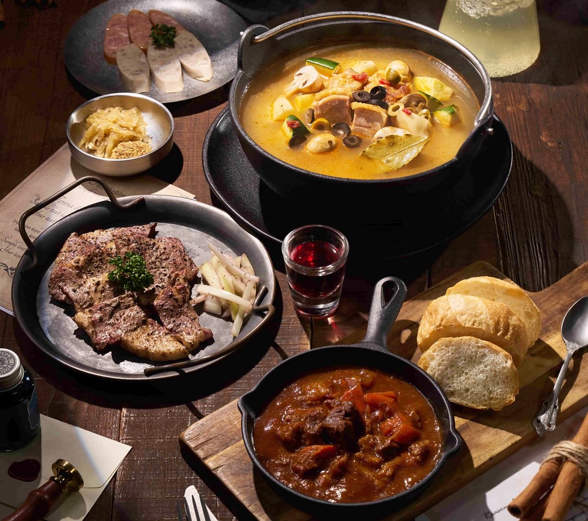 【賞燈美食祭】雞湯大叔免費升級迷迭燻香雞!必搭獵人燉雞湯,開心果冰吃到飽 【賞燈美食祭】雞湯大叔免費升級迷迭燻香雞!必搭獵人燉雞湯,開心果冰吃到飽