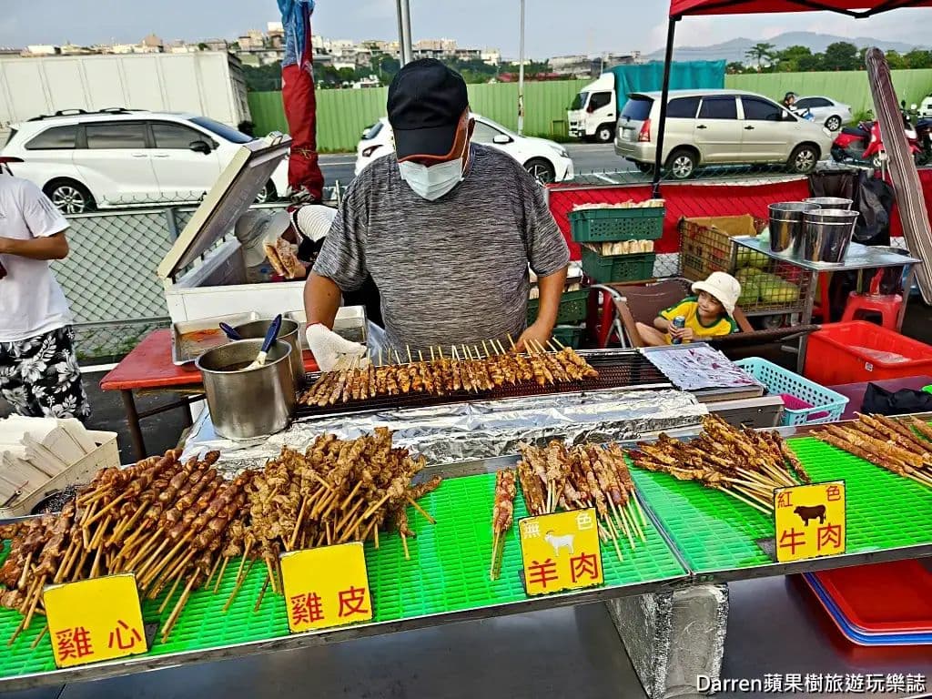 新北燈會市集「新疆羊肉串」現折30元