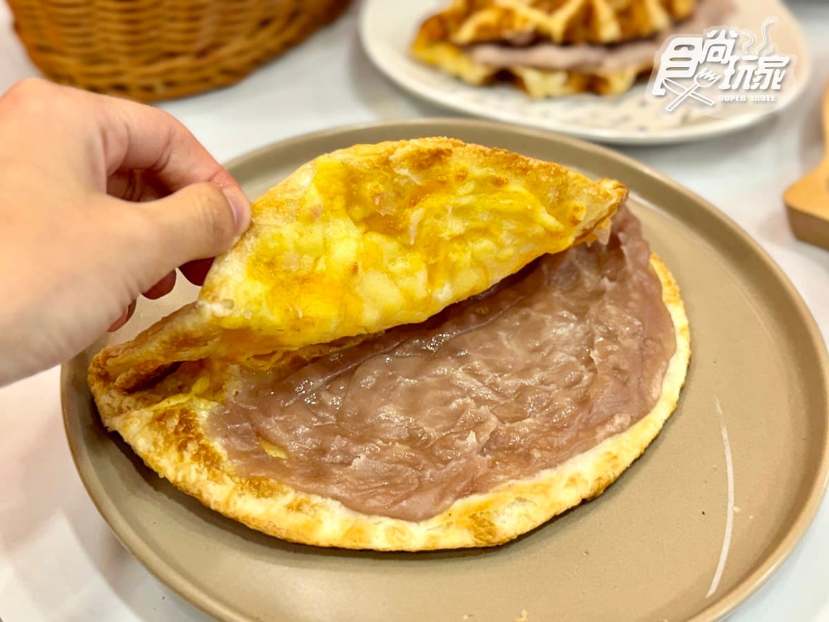 芋頭控快衝!Q Burger超狂「芋頭季」7款開箱,爆漿乳酪烤餅、可朗芙 芋頭控快衝!Q Burger超狂「芋頭季」7款開箱,爆漿乳酪烤餅、可朗芙