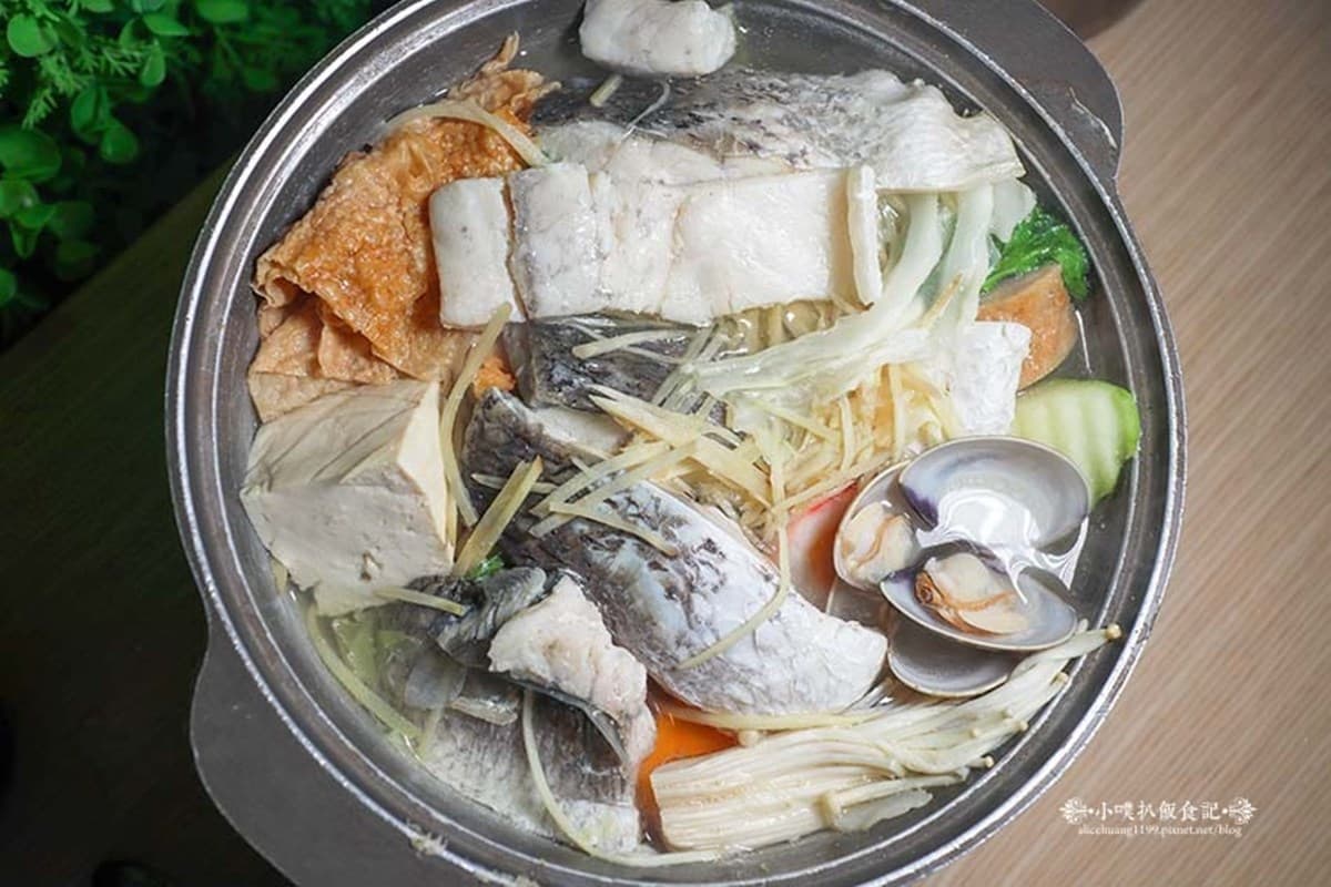 桃園最強火鍋吃到飽!180元起「火烤兩吃」CP值高,珍奶、滷肉飯、炸物無限夾 桃園最強火鍋吃到飽!180元起「火烤兩吃」CP值高,珍奶、滷肉飯、炸物無限夾