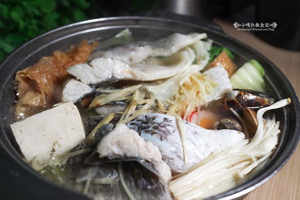 桃園最強火鍋吃到飽!180元起「火烤兩吃」CP值高,珍奶、滷肉飯、炸物無限夾 桃園最強火鍋吃到飽!180元起「火烤兩吃」CP值高,珍奶、滷肉飯、炸物無限夾