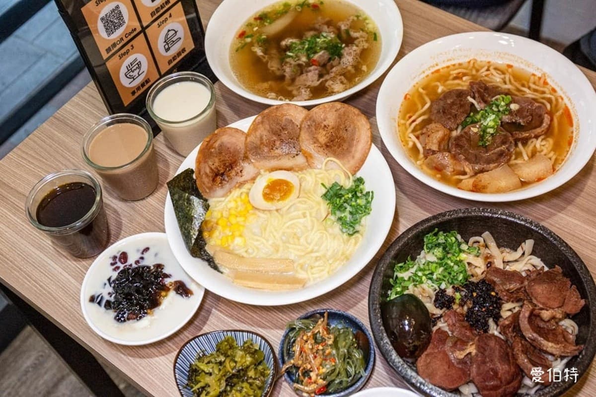 免費續湯、豆漿豆花吃到飽!高CP值「牛肉麵」120元起,必嗑紅燒牛腱心 免費續湯、豆漿豆花吃到飽!高CP值「牛肉麵」120元起,必嗑紅燒牛腱心