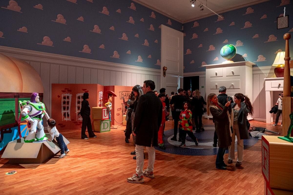巨大布丁狗在這!「布丁狗30週年展」屁屁牆、燈光秀Q翻,再衝「皮克斯世界展」 巨大布丁狗在這!「布丁狗30週年展」屁屁牆、燈光秀Q翻,再衝「皮克斯世界展」