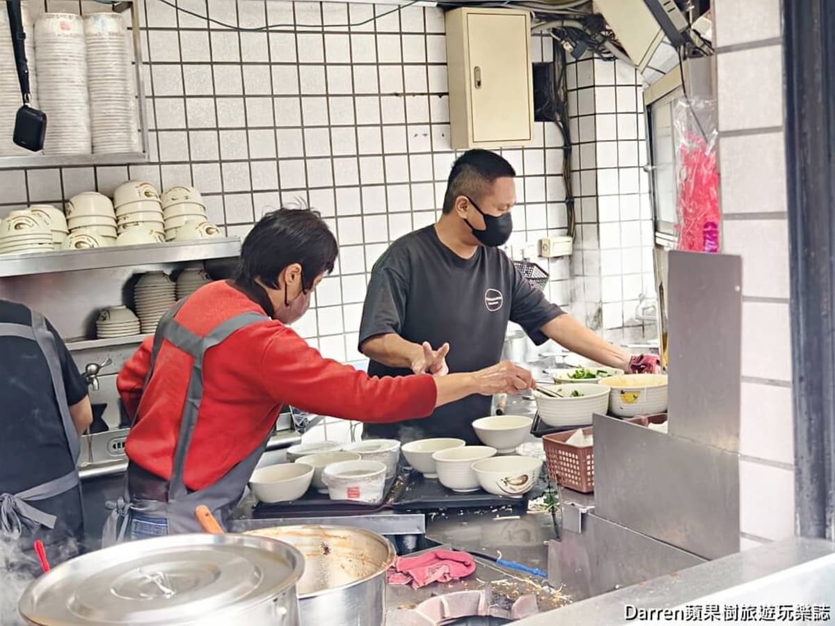 新莊美食20家攻略!必吃蟹殼黃蔥酥餅,朝聖詹記總店、4.8星牛排、最強燒臘 新莊美食20家攻略!必吃蟹殼黃蔥酥餅,朝聖詹記總店、4.8星牛排、最強燒臘