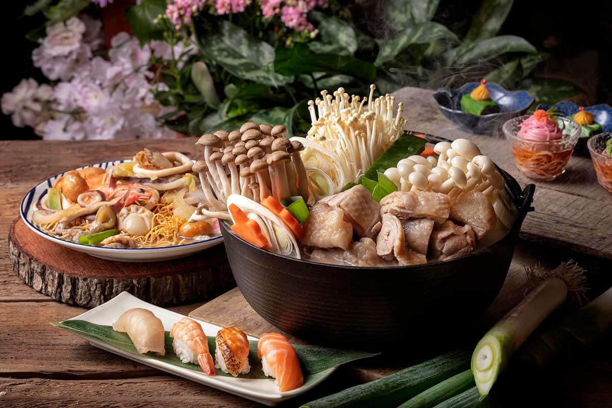 草莓甜點吃到飽!698元百道料理無限夾,必嗑新菜熊本草莓、博多水炊雞肉鍋 草莓甜點吃到飽!698元百道料理無限夾,必嗑新菜熊本草莓、博多水炊雞肉鍋