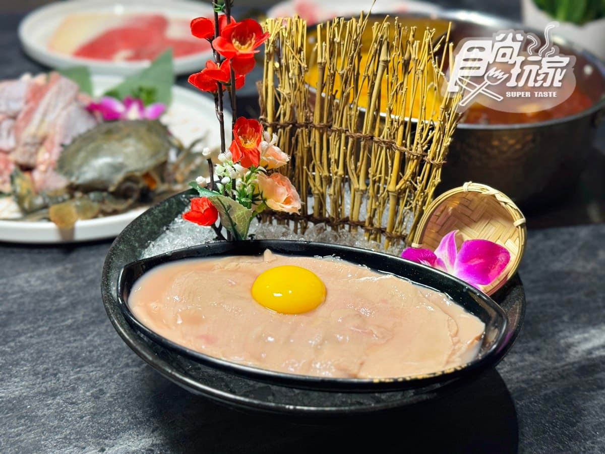 全台最美「百年老宅麻辣鍋」!420元起爽嗑海陸鴛鴦,必點限定版「雞煲蟹鍋」 全台最美「百年老宅麻辣鍋」!420元起爽嗑海陸鴛鴦,必點限定版「雞煲蟹鍋」