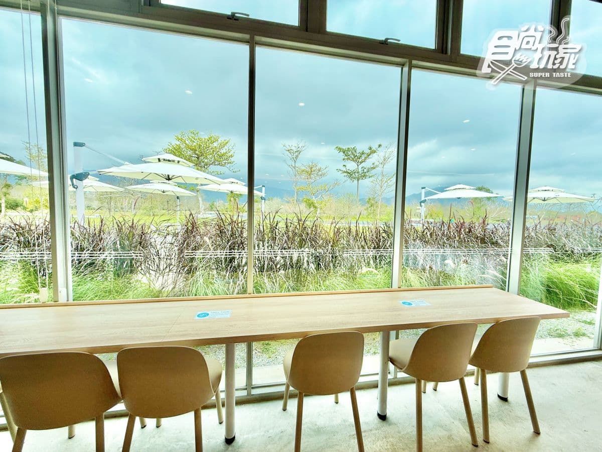 花蓮偽出國景點地圖!全台最美7-11、星巴克、落羽松森林、運河飯店一次收 花蓮偽出國景點地圖!全台最美7-11、星巴克、落羽松森林、運河飯店一次收