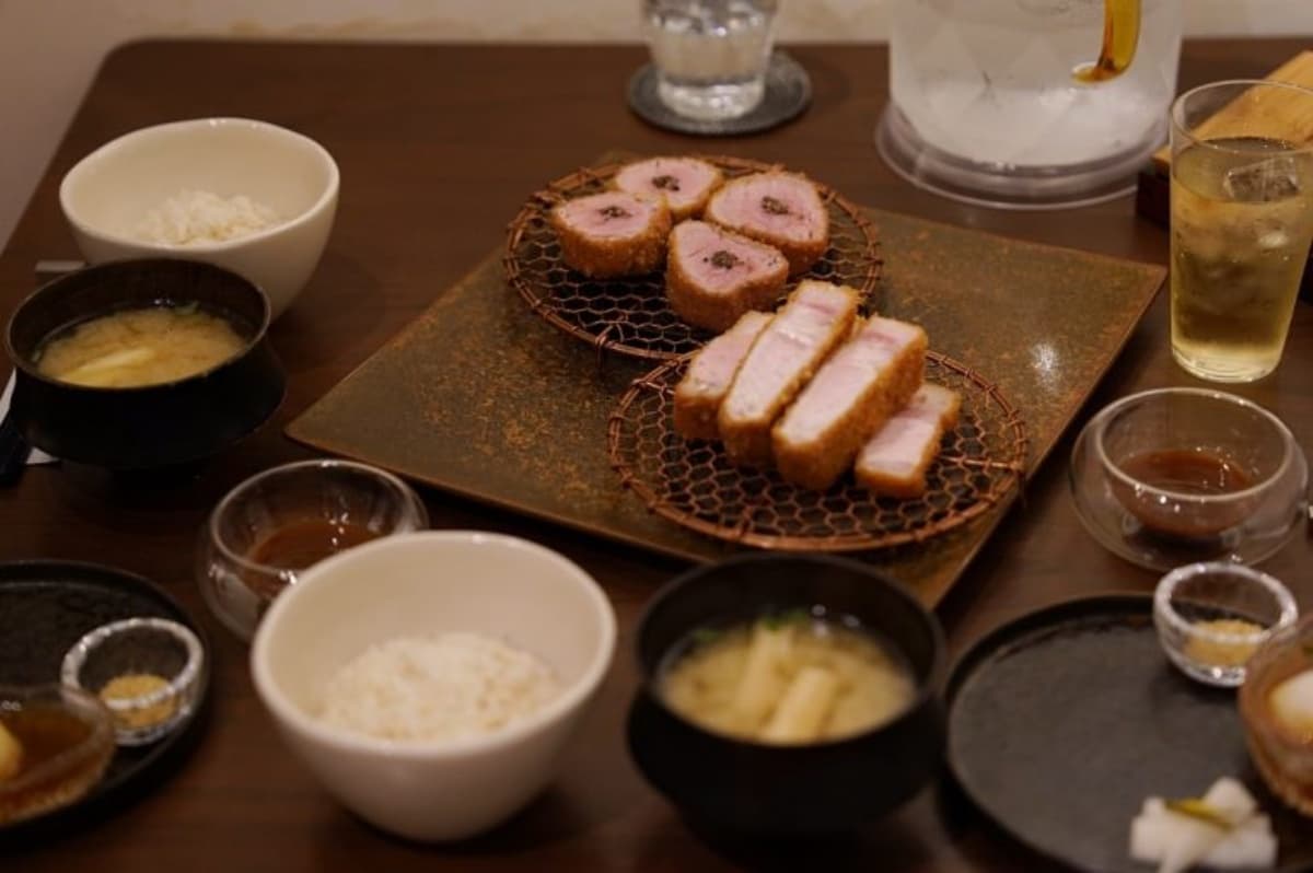 炸豬排名店再+1!京都第一豬排「空蟬亭」將來台,盤點10間老饕推薦 炸豬排名店再+1!京都第一豬排「空蟬亭」將來台,盤點10間老饕推薦
