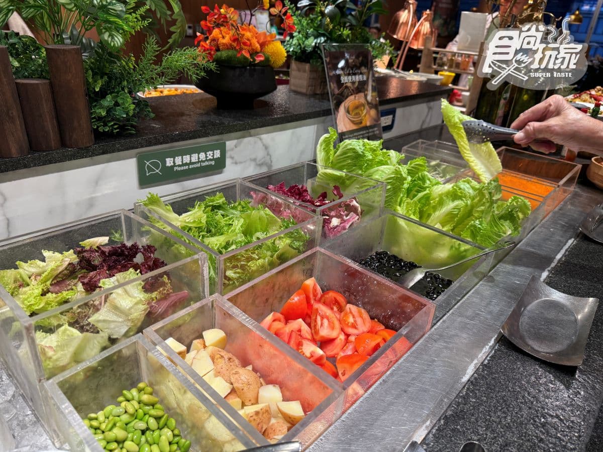 高雄3大蔬食吃到飽之一!蔬食百匯:繽紛沙拉、多國料理、夢幻甜點全開箱 高雄3大蔬食吃到飽之一!蔬食百匯:繽紛沙拉、多國料理、夢幻甜點全開箱