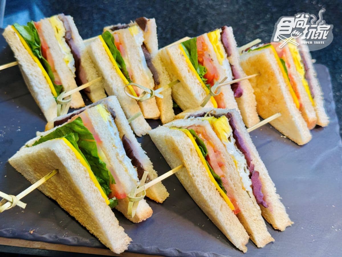 高雄3大蔬食吃到飽之一!蔬食百匯:繽紛沙拉、多國料理、夢幻甜點全開箱 高雄3大蔬食吃到飽之一!蔬食百匯:繽紛沙拉、多國料理、夢幻甜點全開箱