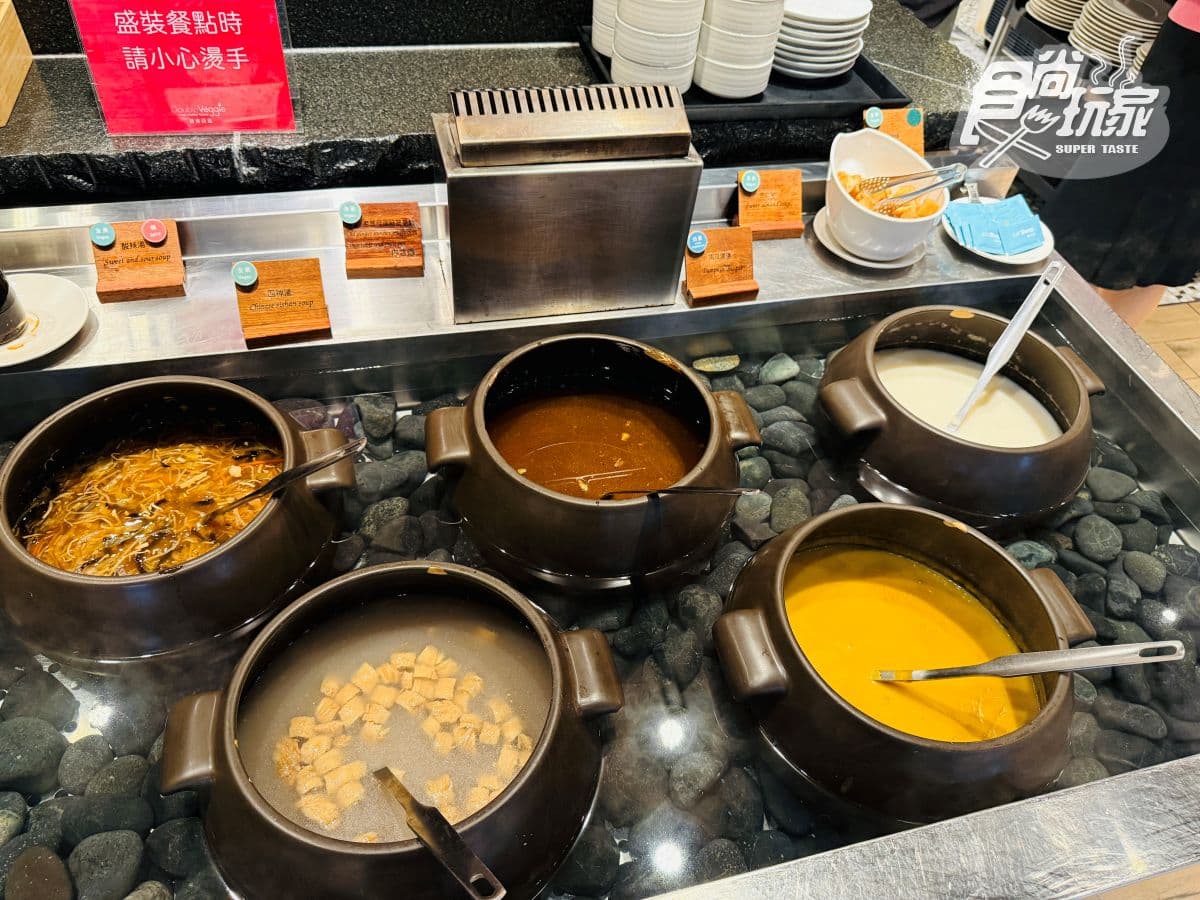 高雄3大蔬食吃到飽之一!蔬食百匯:繽紛沙拉、多國料理、夢幻甜點全開箱 高雄3大蔬食吃到飽之一!蔬食百匯:繽紛沙拉、多國料理、夢幻甜點全開箱