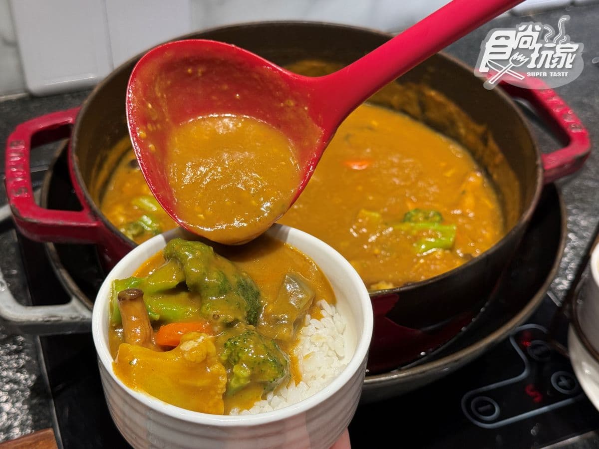 高雄3大蔬食吃到飽之一!蔬食百匯:繽紛沙拉、多國料理、夢幻甜點全開箱 高雄3大蔬食吃到飽之一!蔬食百匯:繽紛沙拉、多國料理、夢幻甜點全開箱