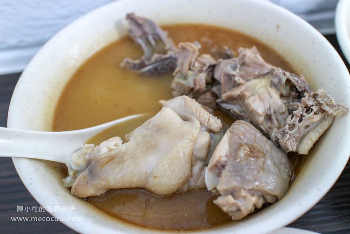通通排隊夯翻!南機場夜市8必吃:限量草莓麻糬、高CP值三拼飯、米其林潤餅 通通排隊夯翻!南機場夜市8必吃:限量草莓麻糬、高CP值三拼飯、米其林潤餅