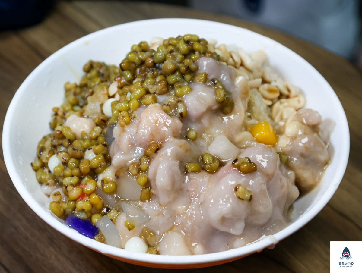 通通排隊夯翻!南機場夜市8必吃:限量草莓麻糬、高CP值三拼飯、米其林潤餅 通通排隊夯翻!南機場夜市8必吃:限量草莓麻糬、高CP值三拼飯、米其林潤餅