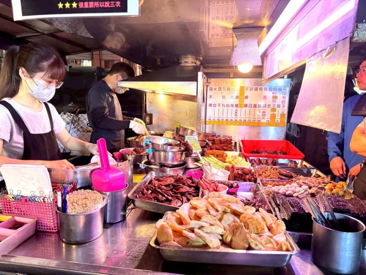 「台積100股」套圈圈天花板在這!精誠夜市全攻略:必排7家美食、逛暴紅遊戲攤 「台積100股」套圈圈天花板在這!精誠夜市全攻略:必排7家美食、逛暴紅遊戲攤