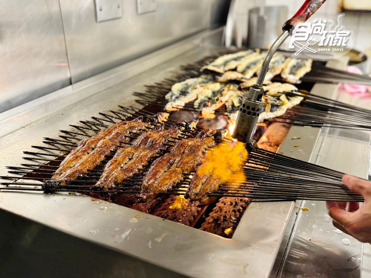 全台首間「日本百年鰻魚店」!必點巨無霸烤鰻、爆汁玉子燒,鰻魚定食買一送一 全台首間「日本百年鰻魚店」!必點巨無霸烤鰻、爆汁玉子燒,鰻魚定食買一送一