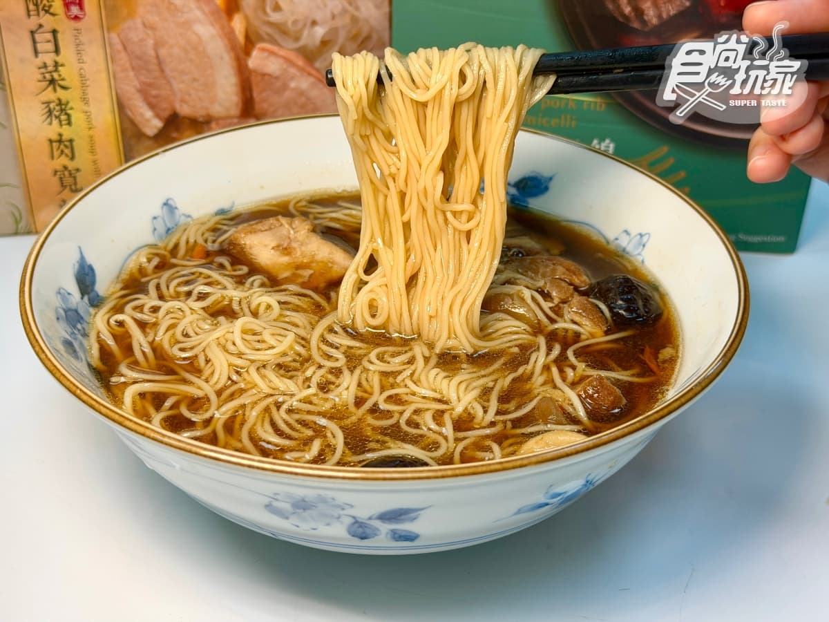 1年狂賣300萬包!「料理包天王」新品藥燉排骨麵線、酸菜豬寬粉佛心價+好禮 1年狂賣300萬包!「料理包天王」新品藥燉排骨麵線、酸菜豬寬粉佛心價+好禮