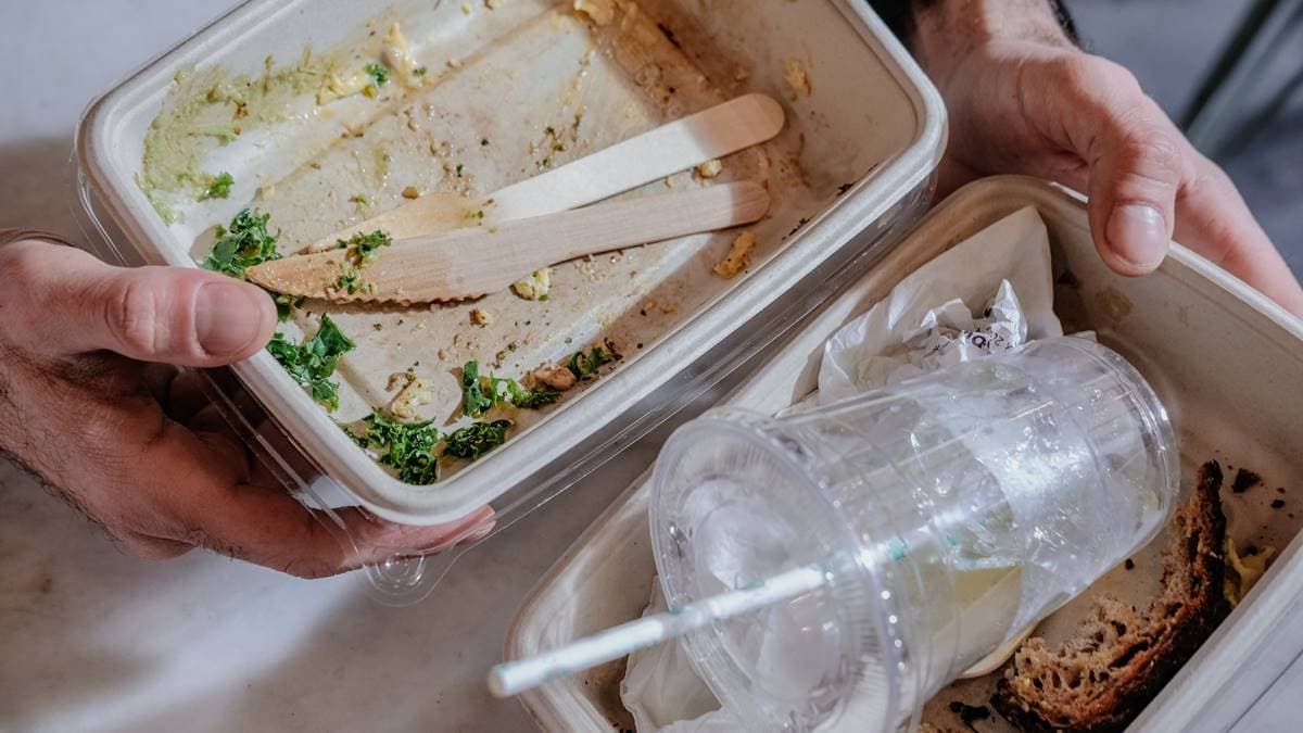 油膩便當盒、飲料杯可以回收?需要先清洗?正確分類法曝:丟錯罰6000元