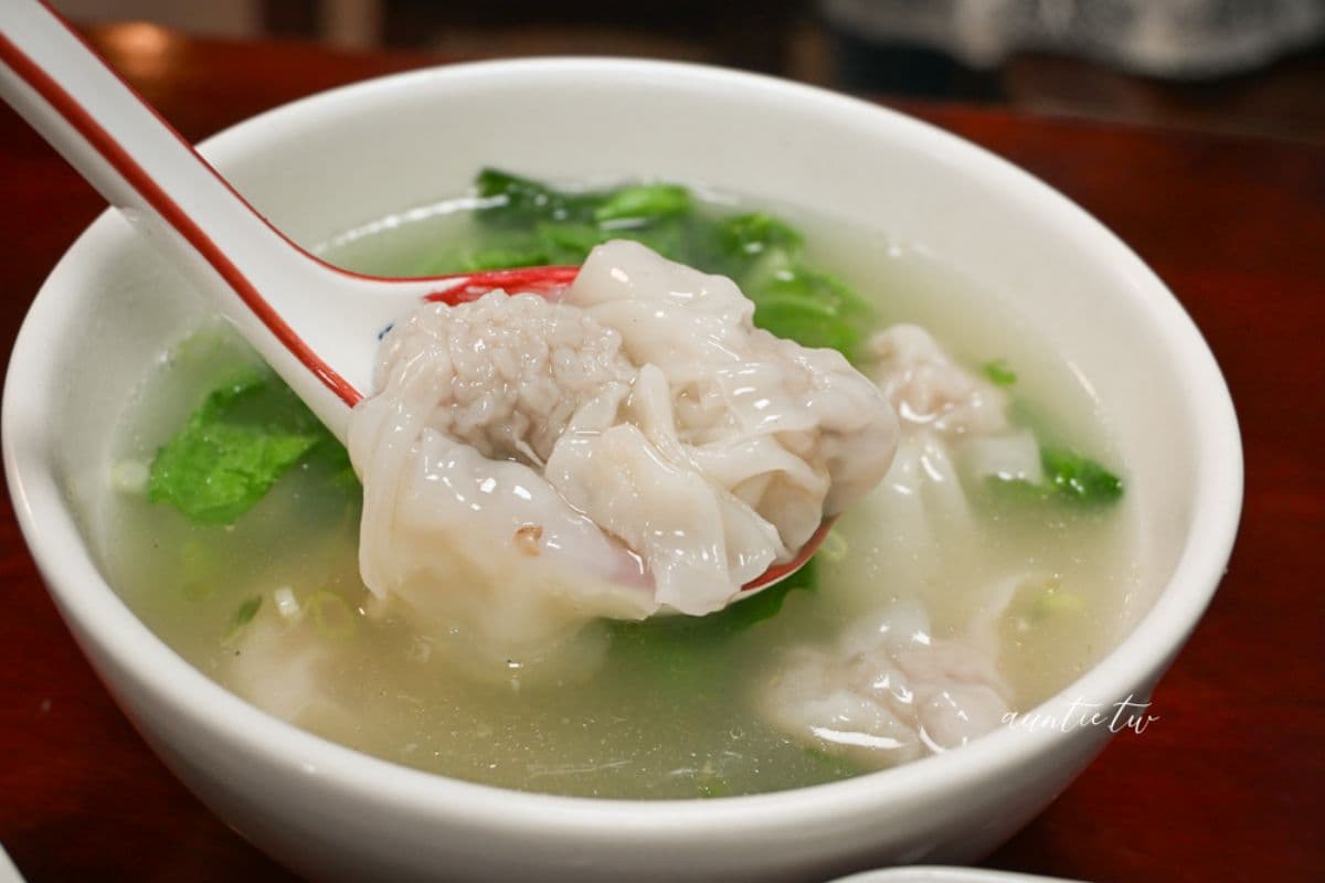 不只吳興街查記!老饕最愛「台北皮蛋麵」是這家,鮮香辣椒拌麵每一口都夠味 不只吳興街查記!老饕最愛「台北皮蛋麵」是這家,鮮香辣椒拌麵每一口都夠味