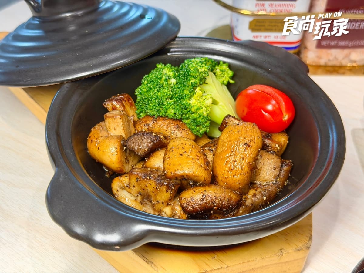 400元嗑套餐+自助吧!在地人大推「高質感牛排」,濃湯、小菜、飲料無限續 400元嗑套餐+自助吧!在地人大推「高質感牛排」,濃湯、小菜、飲料無限續