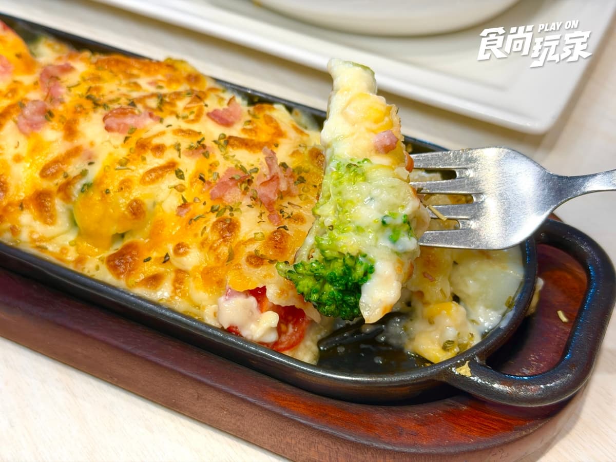 400元嗑套餐+自助吧!在地人大推「高質感牛排」,濃湯、小菜、飲料無限續 400元嗑套餐+自助吧!在地人大推「高質感牛排」,濃湯、小菜、飲料無限續