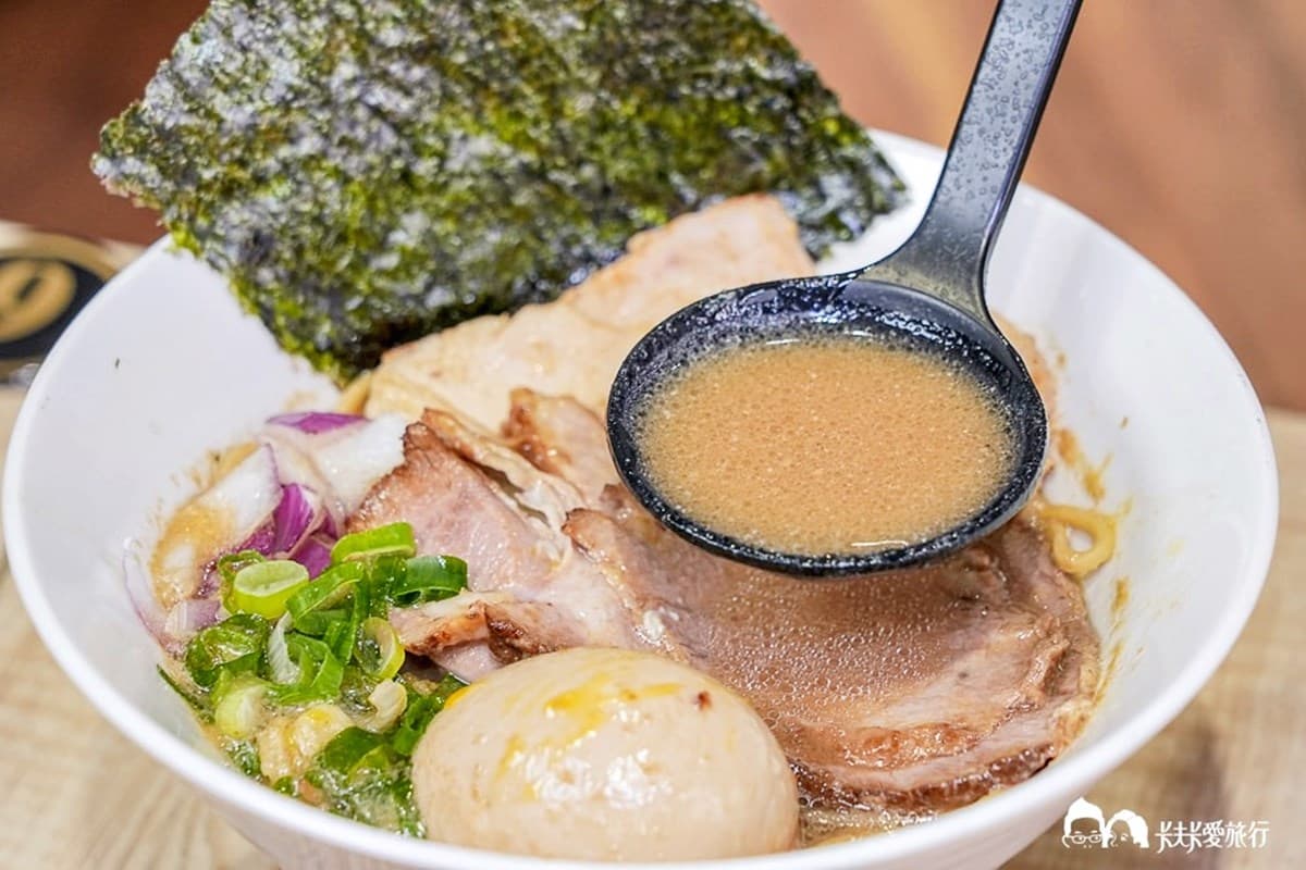 150元起吃到飽!超狂「平價拉麵」免費續麵加飯、飲料暢飲,必嗑爆濃蝦湯 150元起吃到飽!超狂「平價拉麵」免費續麵加飯、飲料暢飲,必嗑爆濃蝦湯