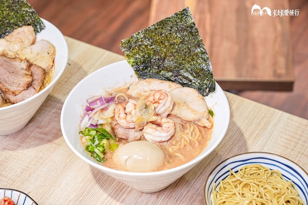 150元起吃到飽!超狂「平價拉麵」免費續麵加飯、飲料暢飲,必嗑爆濃蝦湯 150元起吃到飽!超狂「平價拉麵」免費續麵加飯、飲料暢飲,必嗑爆濃蝦湯
