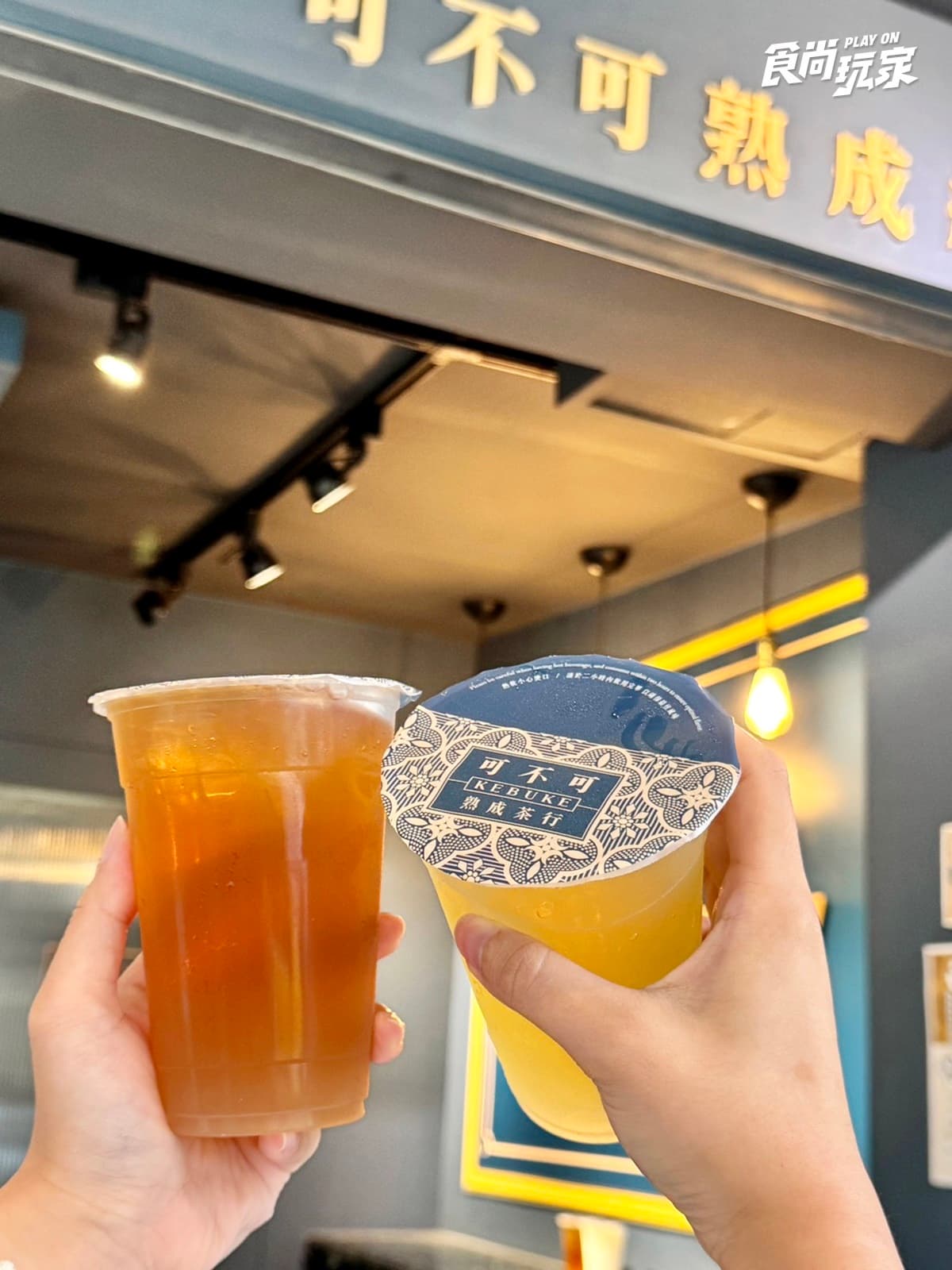 可不可蘋果系列回來了!4款「富士蘋果」升級飲品登場,厚乳、茶花烏龍必點 可不可蘋果系列回來了!4款「富士蘋果」升級飲品登場,厚乳、茶花烏龍必點