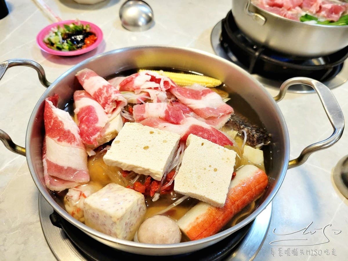 170元小火鍋吃到飽!招牌臭臭鍋濃郁必點,自助吧主食、飲品、冰淇淋吃到飽 170元小火鍋吃到飽!招牌臭臭鍋濃郁必點,自助吧主食、飲品、冰淇淋吃到飽