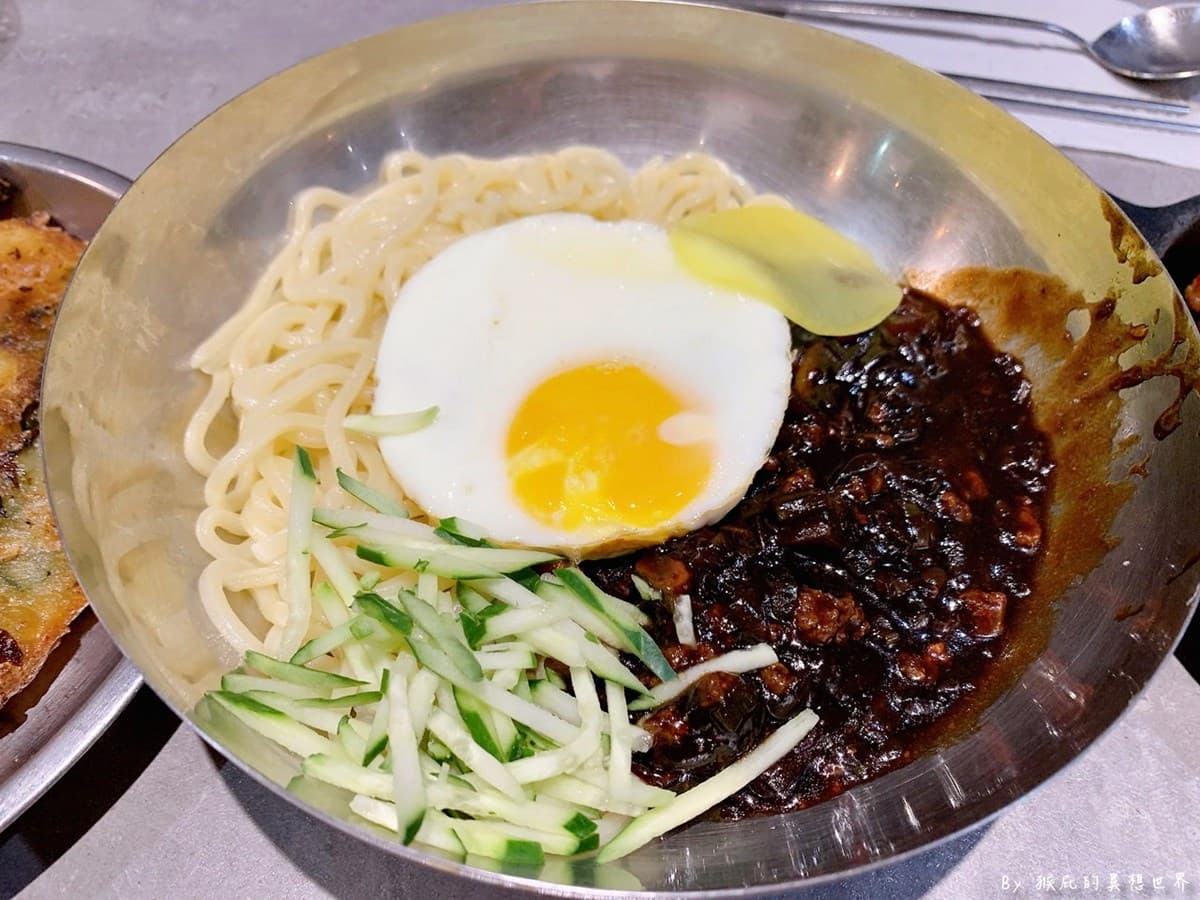180元開吃!在地人推爆「平價韓式料理」6款韓式小菜吃到飽,必嗑爆汁炸雞 180元開吃!在地人推爆「平價韓式料理」6款韓式小菜吃到飽,必嗑爆汁炸雞