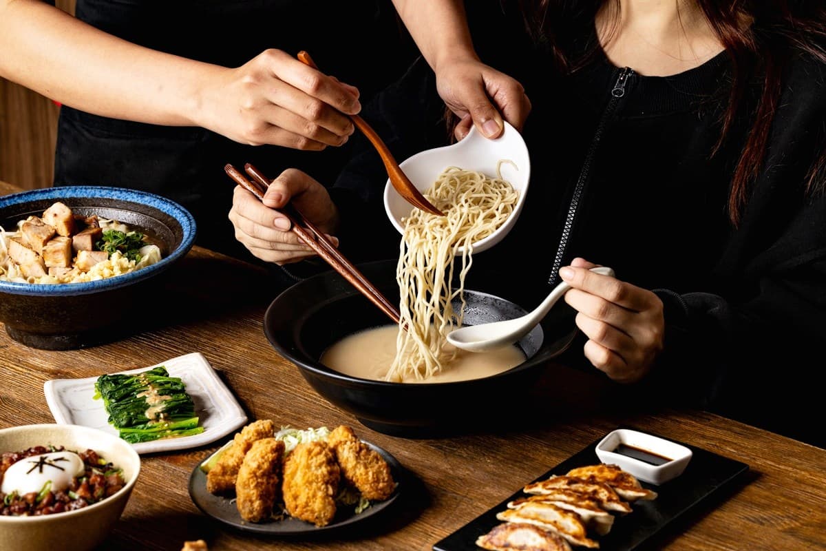免費續麵、日式小菜吃到飽!高CP值「平價拉麵」230元開吃,開幕送炸雞脆薯 免費續麵、日式小菜吃到飽!高CP值「平價拉麵」230元開吃,開幕送炸雞脆薯