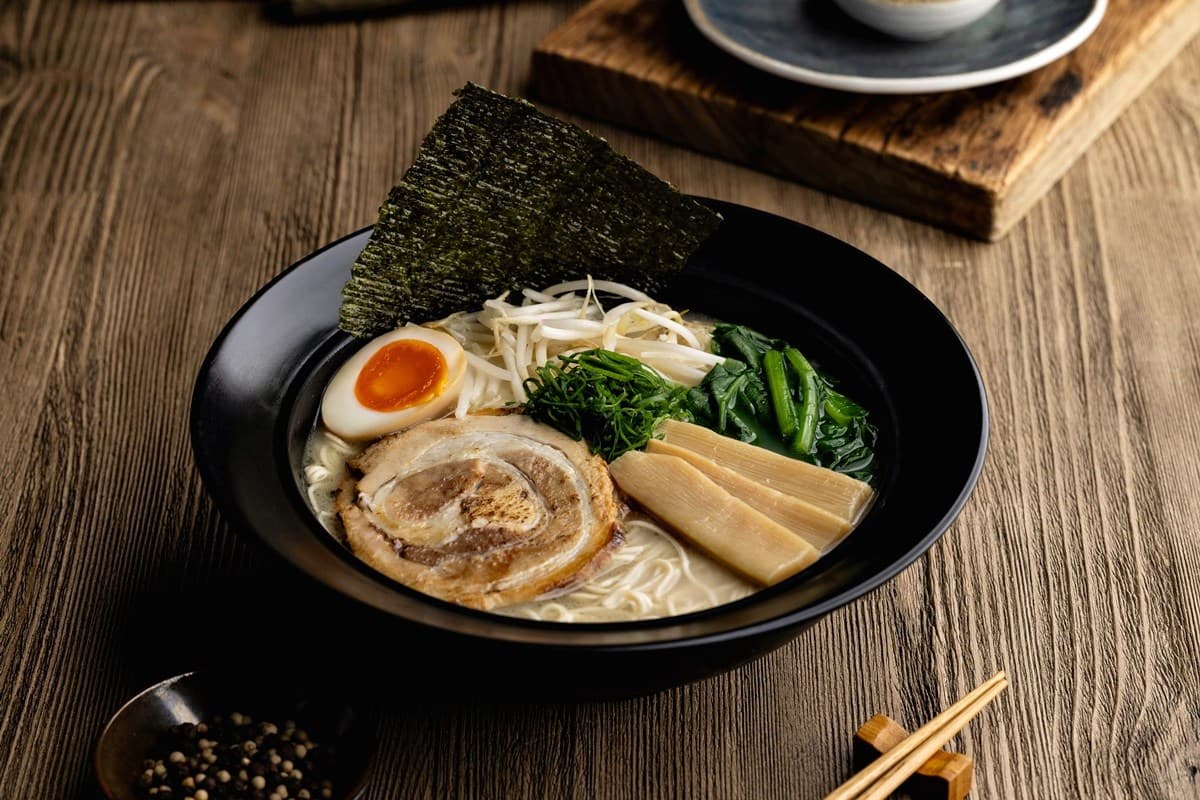 免費續麵、日式小菜吃到飽!高CP值「平價拉麵」230元開吃,開幕送炸雞脆薯 免費續麵、日式小菜吃到飽!高CP值「平價拉麵」230元開吃,開幕送炸雞脆薯