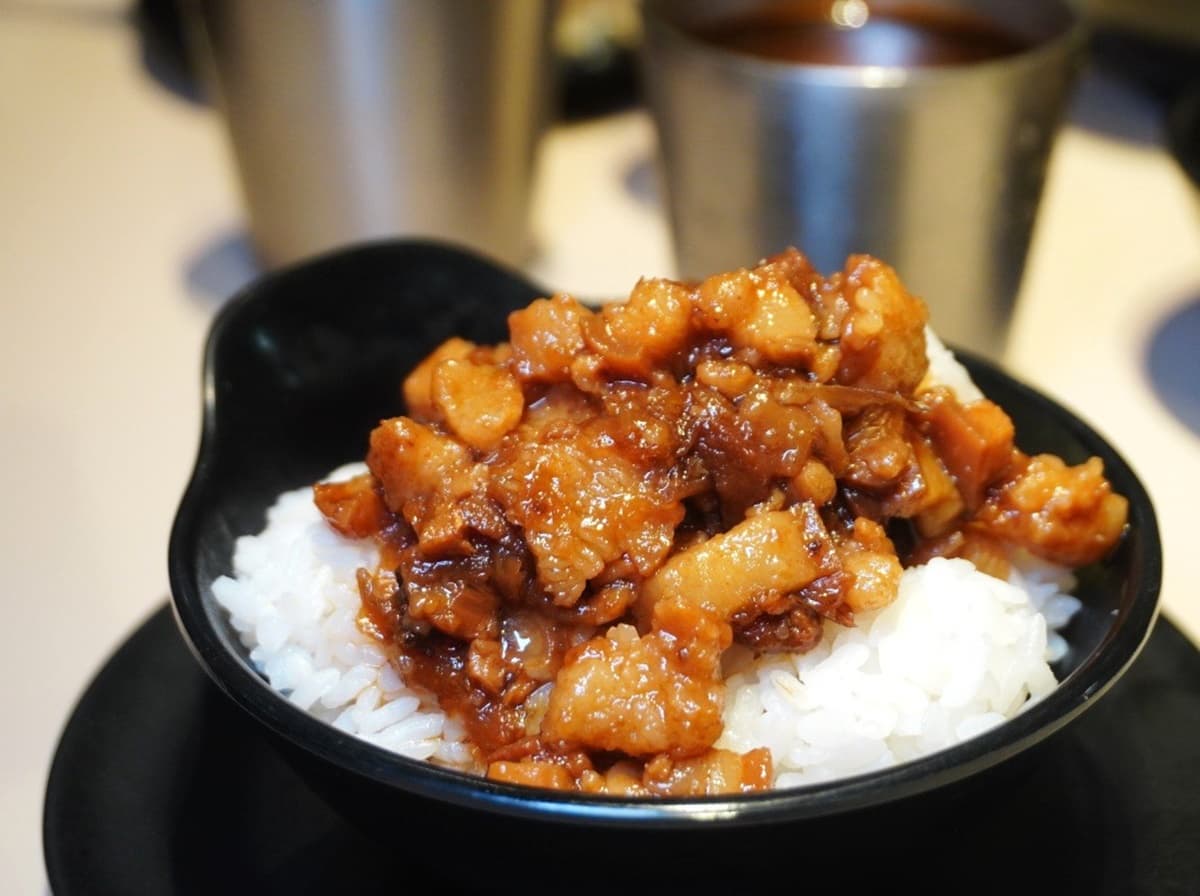 178元起吃到飽!4.8星「平價火鍋」滷肉飯、零食、泡麵牆無限,飲料甜點暢吃 178元起吃到飽!4.8星「平價火鍋」滷肉飯、零食、泡麵牆無限,飲料甜點暢吃