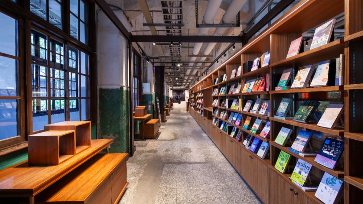 TSUTAYA BOOKSTORE 松菸店 img