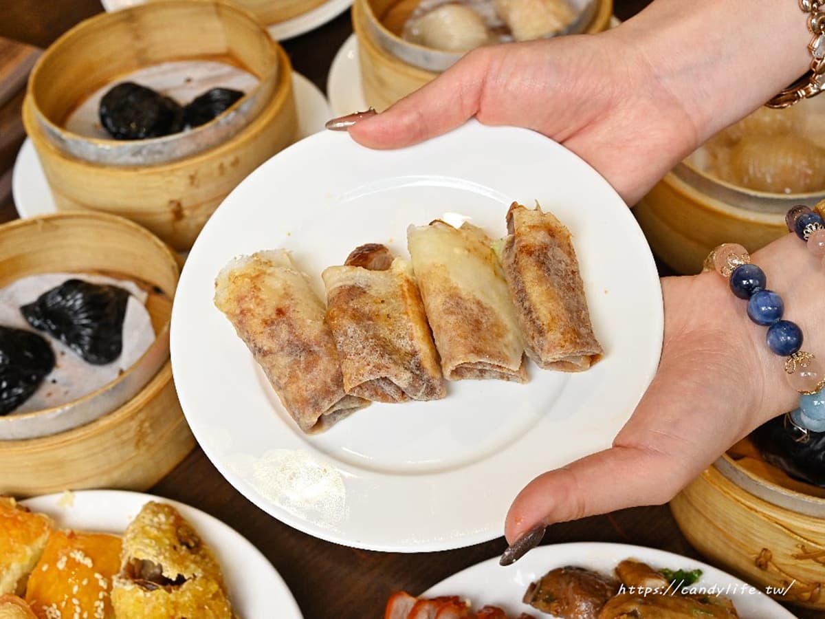 穿黑衣送優惠券!台中「港點吃到飽」677元起,烤鴨、哈根達斯30款無限嗑 穿黑衣送優惠券!台中「港點吃到飽」677元起,烤鴨、哈根達斯30款無限嗑