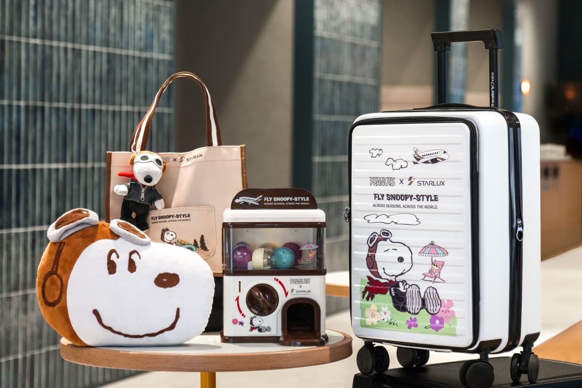 星宇航空Snoopy主題航班7/1登場!全新機上餐大阪燒、手毬壽司、蜷尾家冰淇淋一次看 史努比控衝了!星宇航空最新Snoopy航班登場,7-11聯名福袋同步開搶